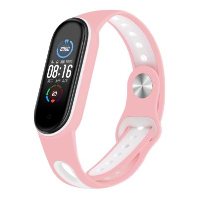 China Easy Installation Replacement Silicone Strap Sport Wristband Strap Wristband For Xiaomi MI Band 5 Smart Watch for sale