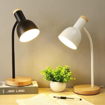 China Modern with wood sample E26/E27 lamp holder and metal desk light for sale