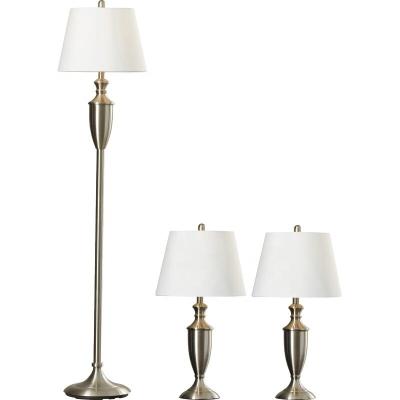 China Traditional high quality metal lamps set with fabric shade for sale