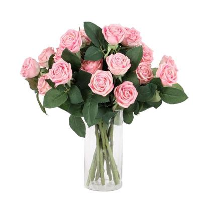 China Artificial Rose Centerpiece Flowers In Glass Vase Contemporary Wholesale Silk Faux Rose Wedding Party Decoration Arragement for sale