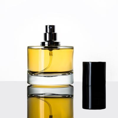 China Wholesale 50ml 30ml Perfume Packaging Empty Clear Round Spray Perfume Bottle Glass Packaging With Black Magnetic Cap for sale