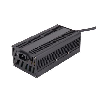 China Cargador de batería de iones de litio 12v/24v/36v/48v/52v/60v/72v cargador de batería Lifepo4 para Ebike/Scooter eléctrico/horquilla eléctrica en venta