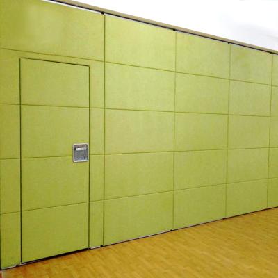 China Modern Office Partition In Bahrain Collapsing Movable Wooden Folding Partition Walls For Huge Area for sale