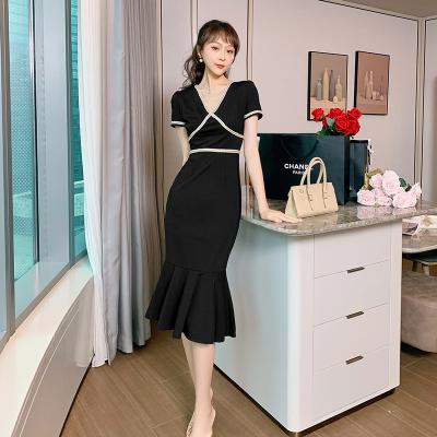 China 2022 Summer New Hepburn Style Temperament Anti-Static 5121 Women's Clothing Long Fishtail Dress Fit Slim Border V-Neck Skirt for sale