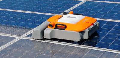 China Robot limpiador de paneles solares de 28 kg con modos de limpieza Z Panel solar de limpieza automática en venta