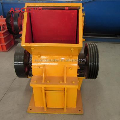 China modelo Mining Plant do triturador PC600x400 de 10-25tph Clay Charcoal Soil Hammer Mill à venda