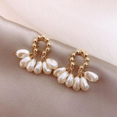 China BOHEMIA Fashion Hot Selling High Grade Baroque Pearl Earrings for sale