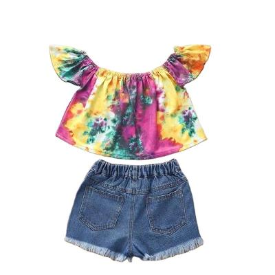 China Sweet girls' summer jeans set printed upper American baby girl leak off the shoulder sweater shorts two sets for sale