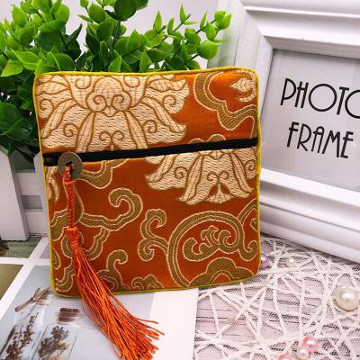 China 2020 New Amazon Mini Reusable Handmade Fabric Storage Bag Recyclable Drawstring Chinese Silk Brocade Pouches Bag Damask Jewelry Gift Bags for sale