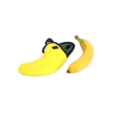 China Eco-friendly/Durable/Waterproof/Protactive/Lihgtweight/Softable Neoprene Fruit Banana Sleeve for sale