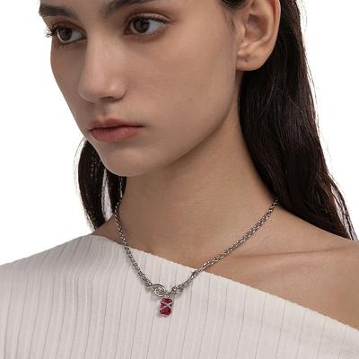 China FASHIONABLE Ruby Necklace Female Light Luxury Chain Set Delicate Cool Fashionable Clavicle Chain for sale