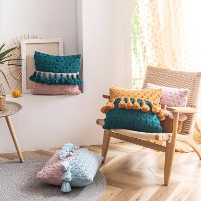 China Lovely Anti-static Knitted Tassels Pillow Cover Square Quilting Creative Color Contrast Boho Cushion Cover for sale