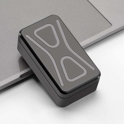 China Positioning Magnet Asset GPS Real Time Tracking Tracker With Long Life Battery for sale