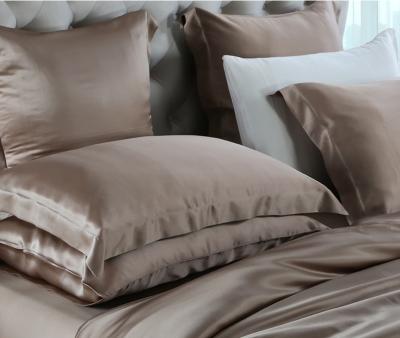 China Best Selling Disposable Home Comforter Sets 100% Pure Mulberry Silk Luxury Satin Sheets Hotel Bedding Set for sale