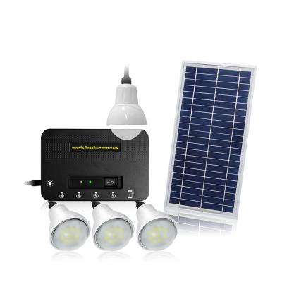 China PS-K015 Convenient And Efficient Home Solar Lighting Kit With 4 Bulbs for sale