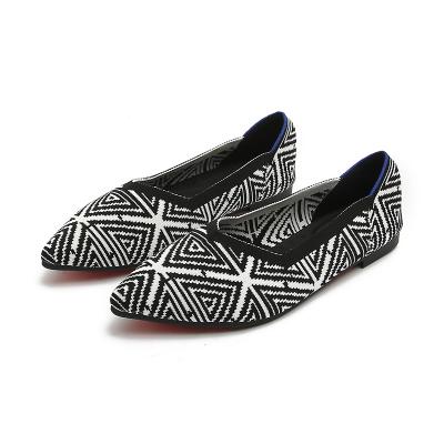 China Wholesale Luxury Flat Women Casual Flat Shoes Breathable Slip On Designer Dress Loafers Women Flats for sale