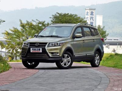 China Inventar Baic RUIXIANG S3L automatischer Treibstoff SUV SUVs Sitzer-7 zu verkaufen