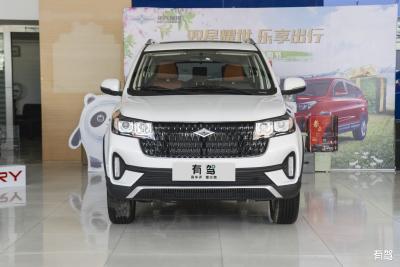 China Nettes nobles Vierradantrieb-Auto 160KM Benzin SUVs BAIC Ruixiang X3 zu verkaufen