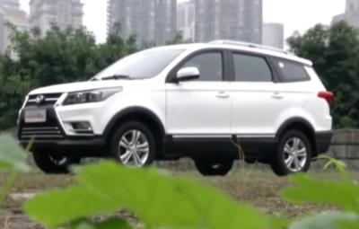 China 5MT inventaris SUV met Groter Lichaam 7 Passagiers SUV 160KMH Te koop