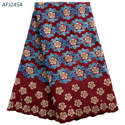 China 2021 Viable Newest African Swiss Voile Lace Soft High Quality Embroidered Nigerian Cotton Inspired Soft Fabric Material 2454 for sale