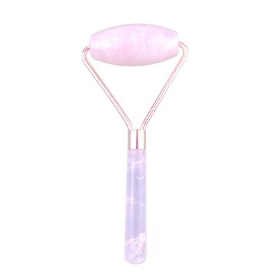 China Massagista Facial 2024 Popular Natural Rose Quartz Facial Roller 100% Massagista Natural de Cristal Para Massagem Facial Produtos de Massagem Ocular Ferramentas de Beleza à venda