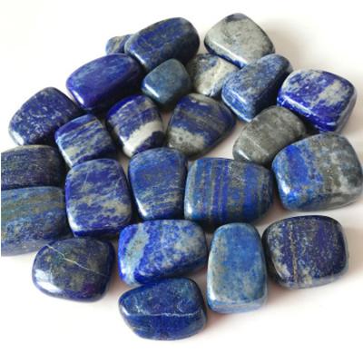 Cina Caratteristica regionale Pietre di lapis lazuli lucidate in massa per la guarigione naturale dei cristalli in vendita