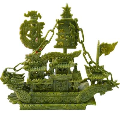 Chine Beau bateau de jade sculpté pour la décoration de la maison et cadeau d'affaires à vendre