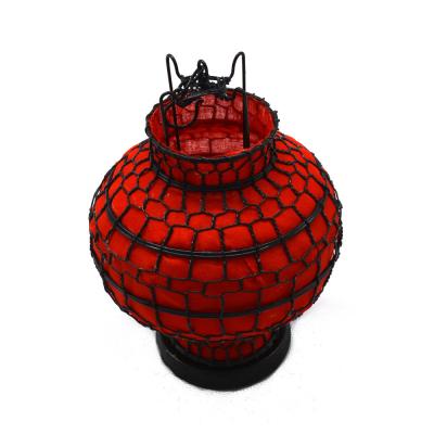 China Vintage Cloth Metal Chinese Red Silk Lanterns for Traditional Chinese Style for sale