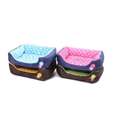 China Sustainable Square Pet Bed Cat Nest Dog Bed Cushion Breathable Pet Beds for sale