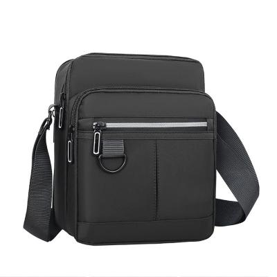 China Oxford Water Resistant Messenger Bag Shoulder Bags Man Pinch Small Cross - Body Bags For Men And Women for sale