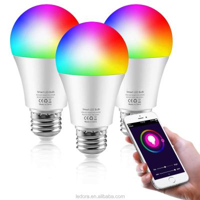 Cina RGB 9W 95-265V home wifi bulb E27/E26 Dimmable smart led bulb led smart lamp in vendita