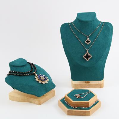 China Jewelry Store Customized Color Jewelry Mannequin Display Hot Selling Bust For Necklace Jewelry Display for sale