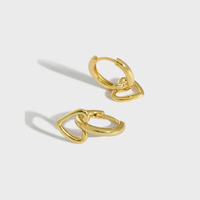 China Environmental Friendly Custom 18k Gold Filled Hoop Earrings Jewelry 925 Sterling Silver Heart Shaped Hoop Earrings For Women for sale