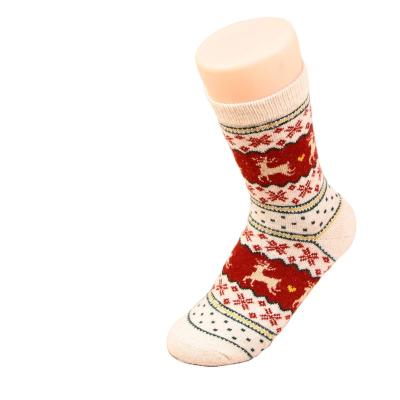 China Fashionable Wuyang sock factory wholesale women fashion socks deer patterns for christmas winter thick soft wool socks for Christmas pattern for sale