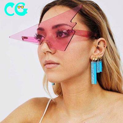 China 2021 Fashion Sunglasses Shape Oversized Triangle Sunglasses Women Vintage Rimless One Piece Clear Ocean Glass Eyewear Men Shade Unique Lenses for sale