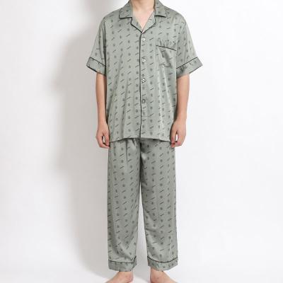 China 2021 New Design Stylish Cool Silk QUICK DRY Pajamas Sets For Men's Leisure Use for sale