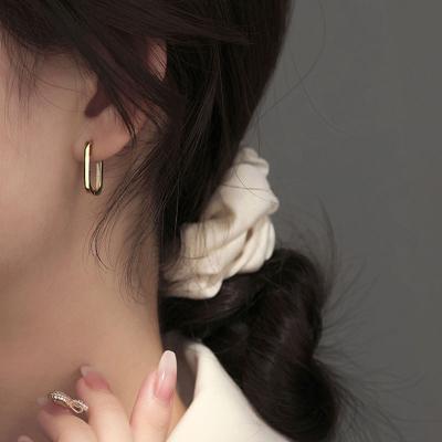 China FASHIONABLE Simple U Shaped Elegant Luxury Jewelry White Gold Plated Hollow Circle S925 Stud Earrings for sale