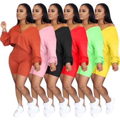 China Solid Two Piece Crop Top Anti-Static Fashionable Women's Short 2 Piece Set Crop Top Sets for sale