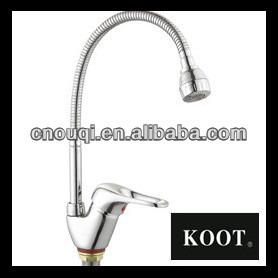 China Fashionable Sense Faucets Single Handle Brass Kitchen Faucet OQ810-15 for sale