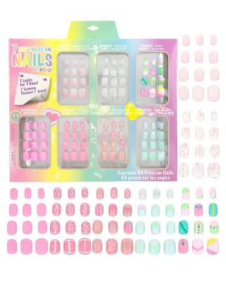 China Face And Nail Piece Girls Makeup 7 Day Manicure Collection Gift 84pc Press On Nail Sets for sale