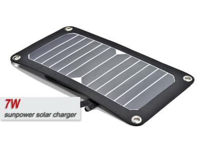 China levar fácil e armazenamento do carregador portátil do painel 7w solar com porto de USB 2,0 à venda