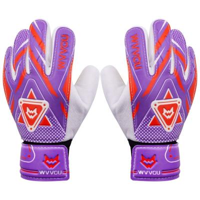 China finger & Soccer Thumb Protection Soccer Goalkeeper Gloves GAN Logo Finger Packing Protection Color OEM Customized Unisex Purple Green MOQ for sale