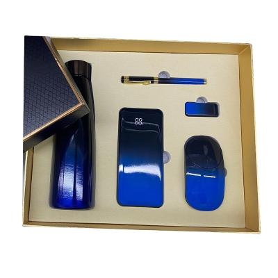 China Gorgeous Instant Agriculture New Arrival Color Change Driver Christmas Gift Bottle+power bank+mouse+Pen+U Set Executive Gift Set Pen Gift Set for sale