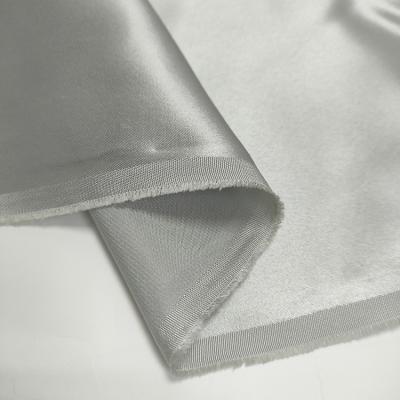 China Stain Resistant New Design Hyaluronic Acid Finishing 22 Mm 114cm Width 100% Silk Plain Dye Silk Fabric for sale