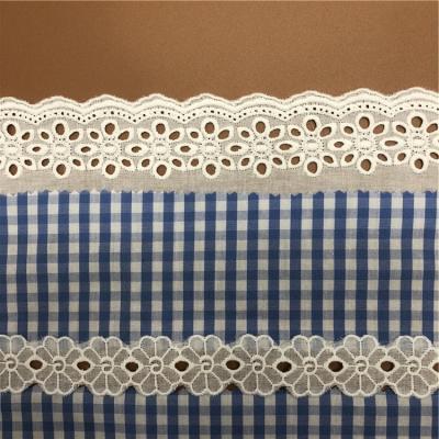 China 100% Cotton Viable White Dress Embroidery Lace Border Decorative Water Soluble Chemical Trim Lace Trim Fabric for sale