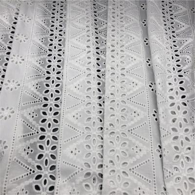 China Sustainable High Quality Popular Eyelet 100%Cotton Eco-Friendly Embroidered Fabric for sale