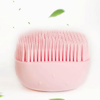 China Stocked Soft Silicone Cat and Dog Bath Brush Comb Seal Hairy Shampoo Dispenser for Pet Cleaning, Beauty and Hair Removal Products for sale