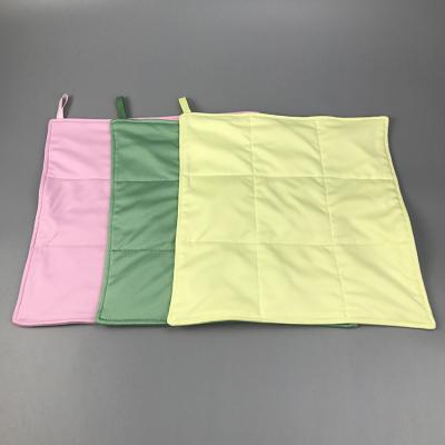 China GMP Microfiber Cleaning Cloths Soft Washable Lint Free Cleanroom Wipes Cloths for sale