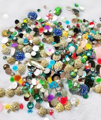 China Stock Flatback Resin Rhinestone Mix Color Mix Design Sell By Weight Hot Selling for sale