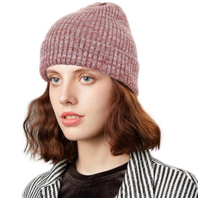 China Unisex Wild Knitted Hat Beanie Warm Woolen Beanie Hat Mixed Color COMMON For Women And Women for sale